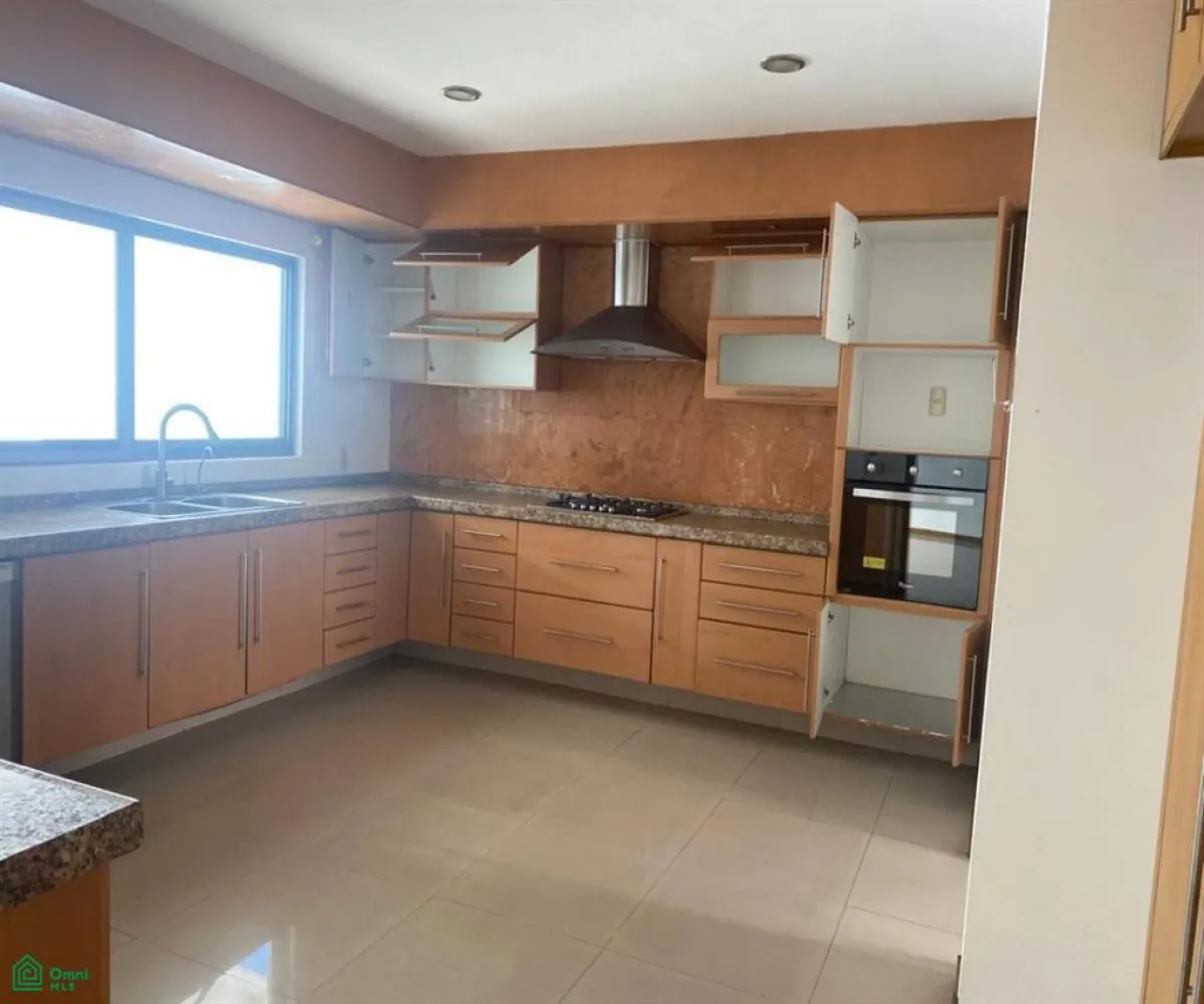 Casa En Renta,Puertas Del Tule,Av. Ahuehuete Coto Plumbago 251 Casa H-4, Zapopan, Jalisco 45017, 3 Habitaciones,4 Baños,Av. Ahuehuete Coto Plumbago,2,MX251056316