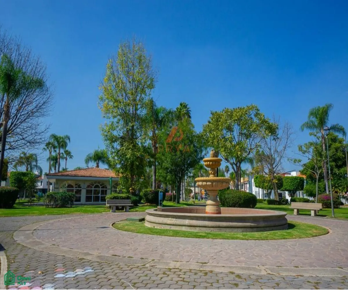 Casa En Venta,Fraccionamiento Jardín Real,Jardín de las Victorias, S/N, Zapopan, Jalisco 45019, 3 Habitaciones,3 Baños,Jardín de las Victorias,MX251056603