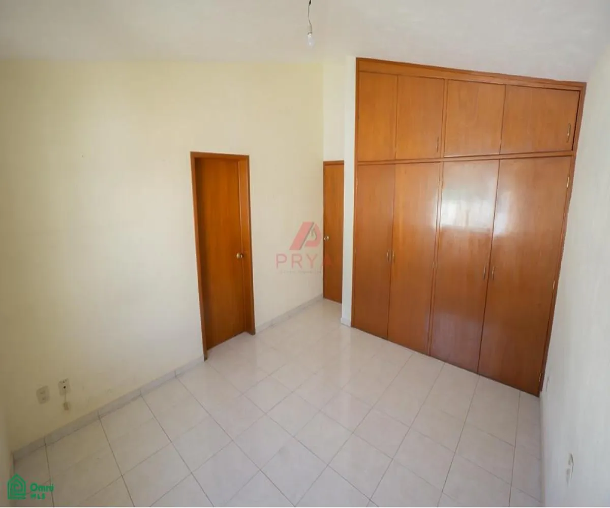 Casa En Venta,Fraccionamiento Jardín Real,Jardín de las Victorias, S/N, Zapopan, Jalisco 45019, 3 Habitaciones,3 Baños,Jardín de las Victorias,MX251056603