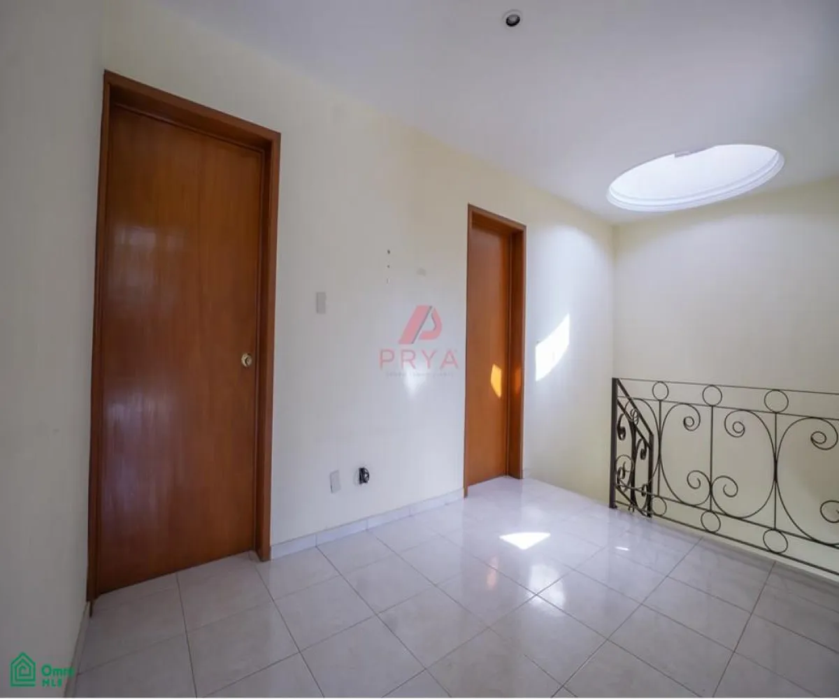 Casa En Venta,Fraccionamiento Jardín Real,Jardín de las Victorias, S/N, Zapopan, Jalisco 45019, 3 Habitaciones,3 Baños,Jardín de las Victorias,MX251056603