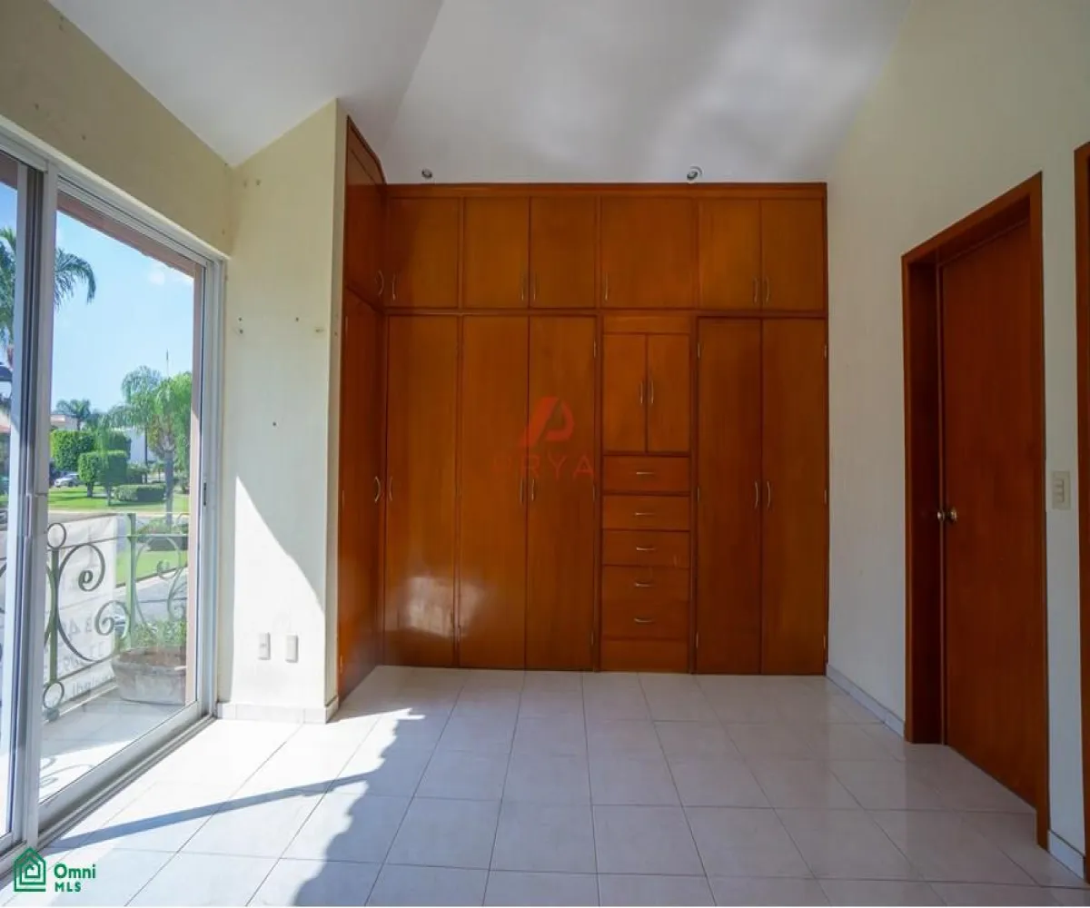 Casa En Venta,Fraccionamiento Jardín Real,Jardín de las Victorias, S/N, Zapopan, Jalisco 45019, 3 Habitaciones,3 Baños,Jardín de las Victorias,MX251056603