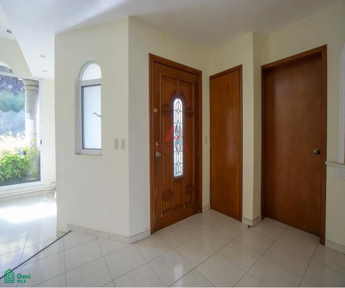 Casa En Venta,Fraccionamiento Jardín Real,Jardín de las Victorias, S/N, Zapopan, Jalisco 45019, 3 Habitaciones,3 Baños,Jardín de las Victorias,MX251056603