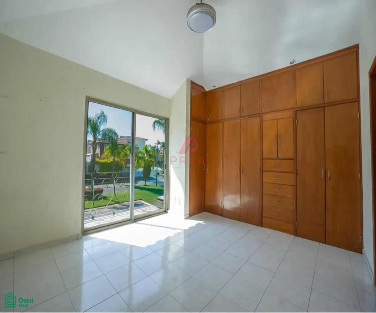 Casa En Venta,Fraccionamiento Jardín Real,Jardín de las Victorias, S/N, Zapopan, Jalisco 45019, 3 Habitaciones,3 Baños,Jardín de las Victorias,MX251056603