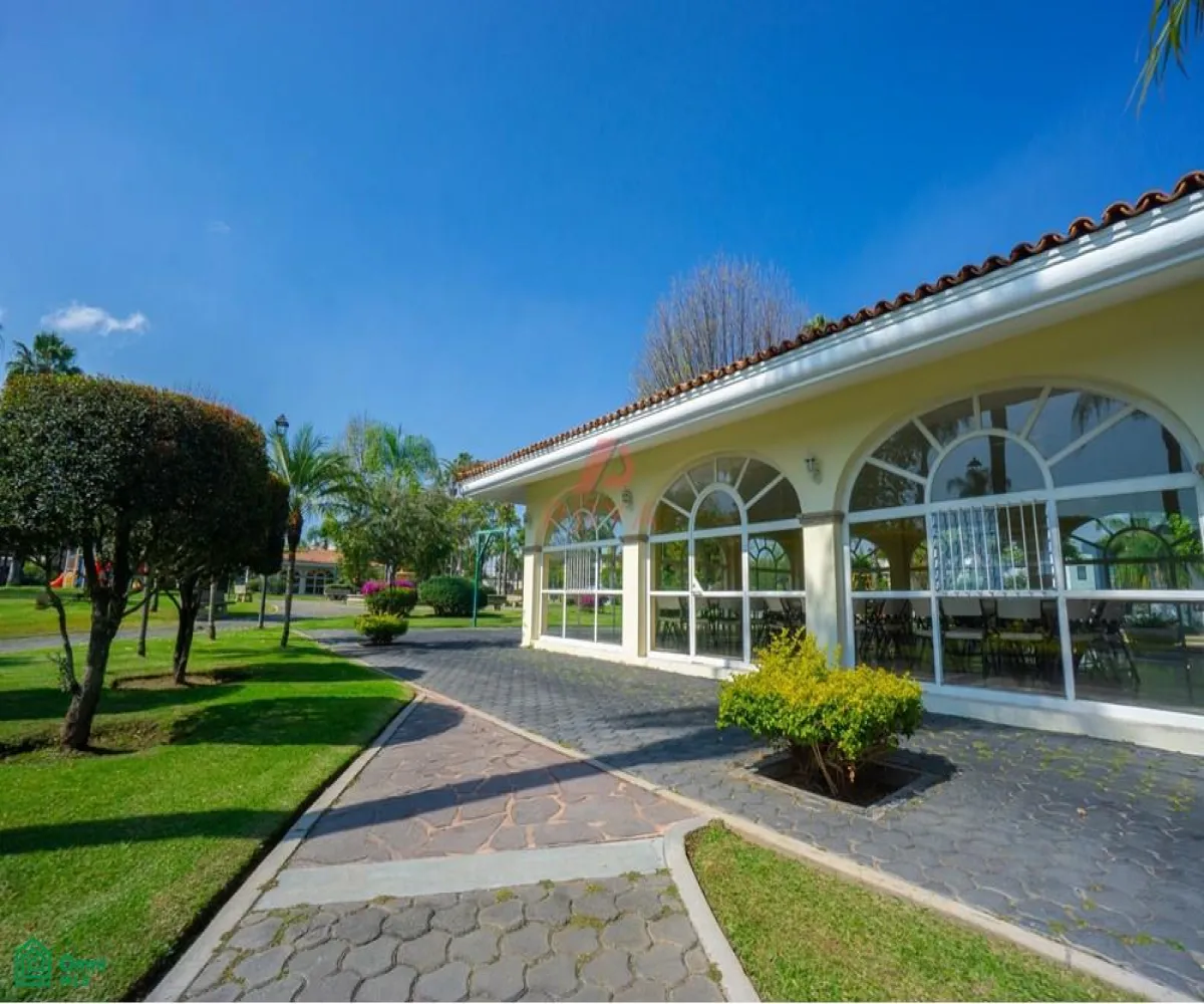 Casa En Venta,Fraccionamiento Jardín Real,Jardín de las Victorias, S/N, Zapopan, Jalisco 45019, 3 Habitaciones,3 Baños,Jardín de las Victorias,MX251056603