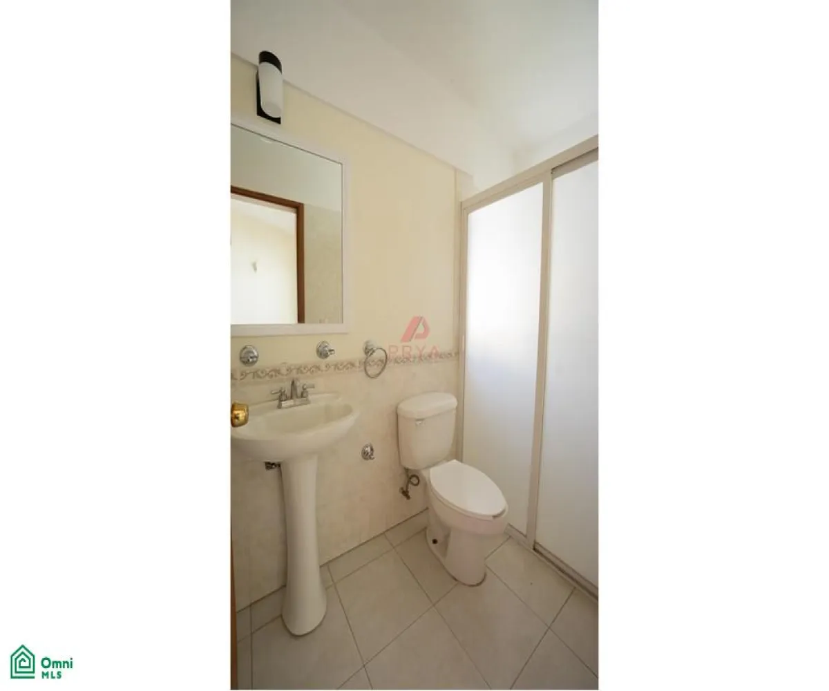 Casa En Venta,Fraccionamiento Jardín Real,Jardín de las Victorias, S/N, Zapopan, Jalisco 45019, 3 Habitaciones,3 Baños,Jardín de las Victorias,MX251056603