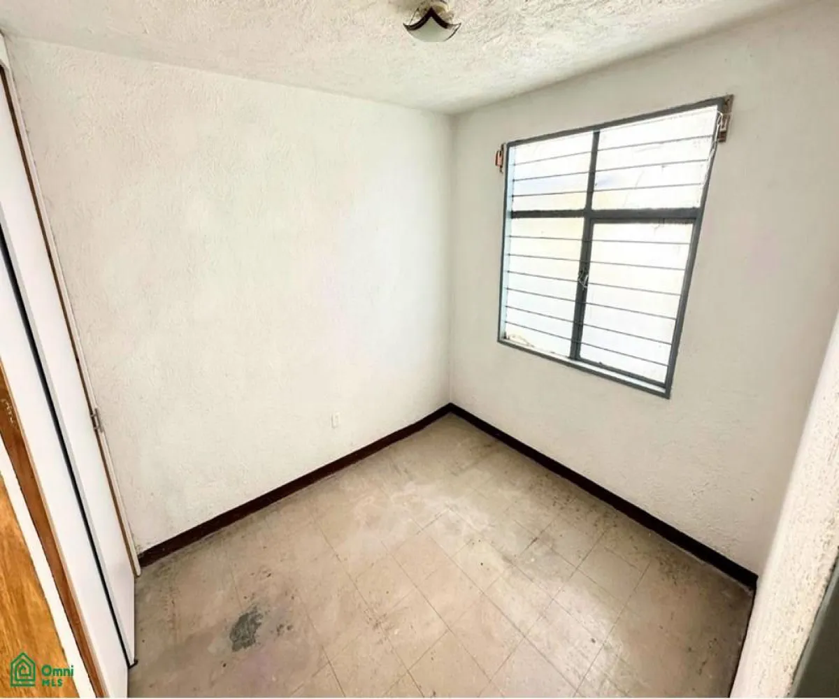 Departamento En Venta,Parques De Zapopan,Santa Monica 1655, Zapopan, Jalisco 45140, 3 Habitaciones,1 Baño,Santa Monica,2,MX251056612