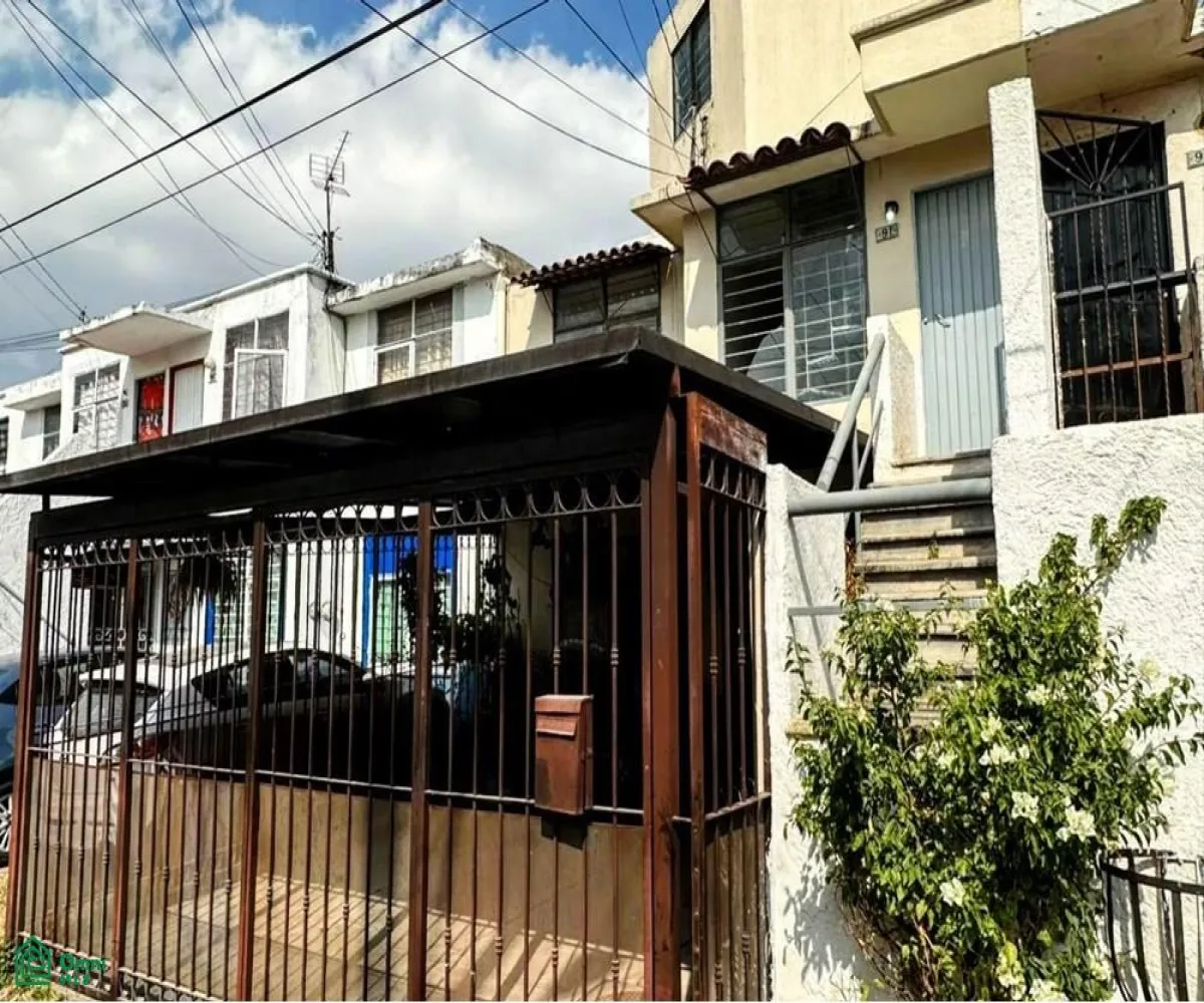 Departamento En Venta,Parques De Zapopan,Santa Monica 1655, Zapopan, Jalisco 45140, 3 Habitaciones,1 Baño,Santa Monica,2,MX251056612