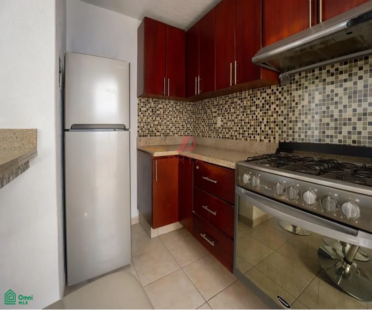 Casa En Venta,El Fortín,Nicolas Bravo 2436, Zapopan, Jalisco 45066, 3 Habitaciones,2 Baños,Nicolas Bravo,MX251056620