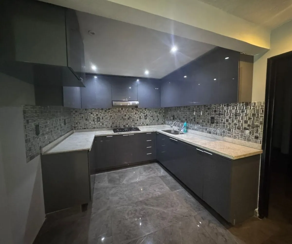 Casa En Renta,Jardines de la Paz,Calle Luis González Obregón 3024, Guadalajara, Jalisco 44860, 4 Habitaciones,3 Baños,Calle Luis González Obregón,1,p4btoGX