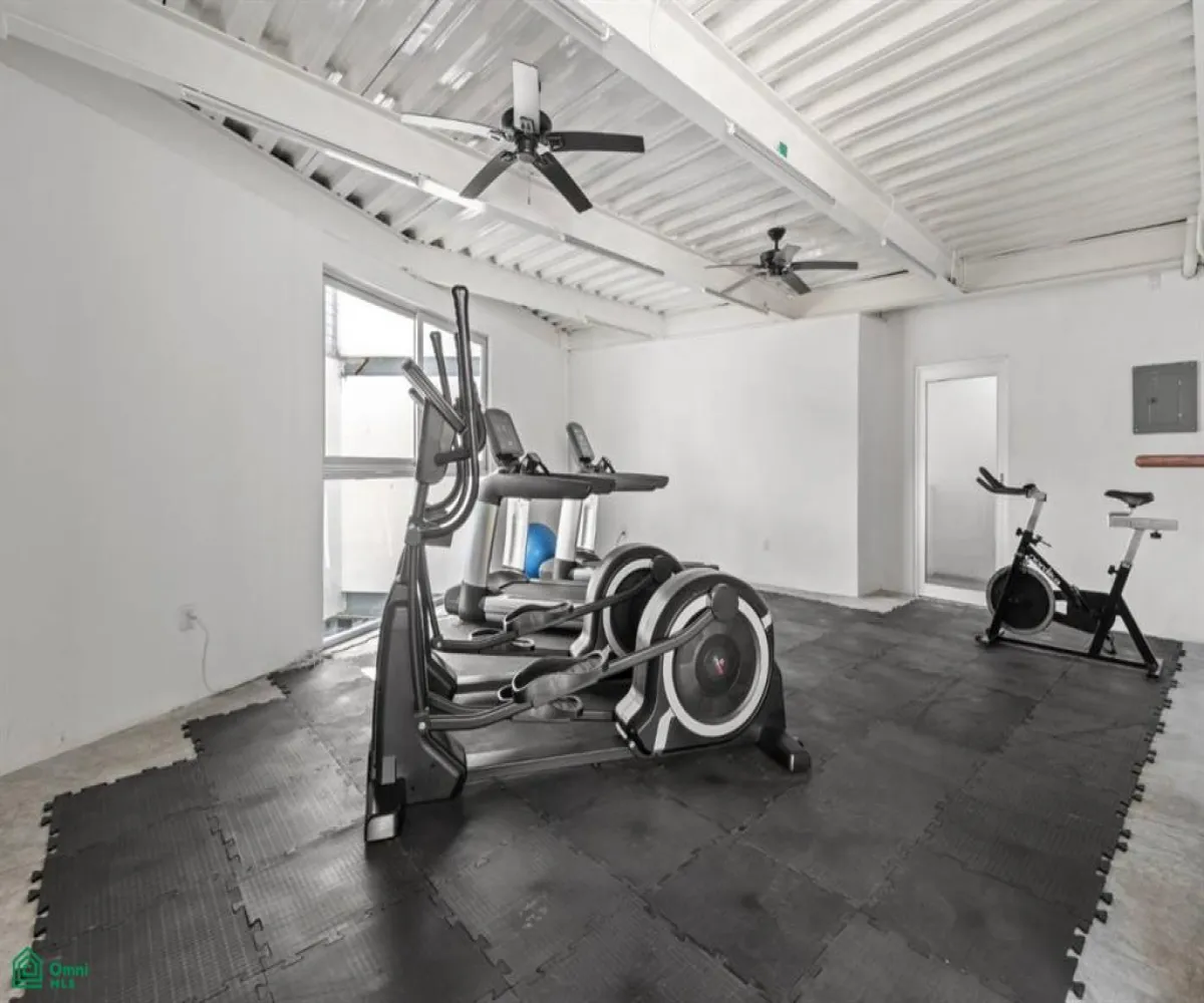 Departamento En Venta,El Cerro,Calle Allende 605 Unit 9, Puerto Vallarta, Jalisco 48304, 3 Habitaciones,3 Baños,Calle Allende,MX251056930