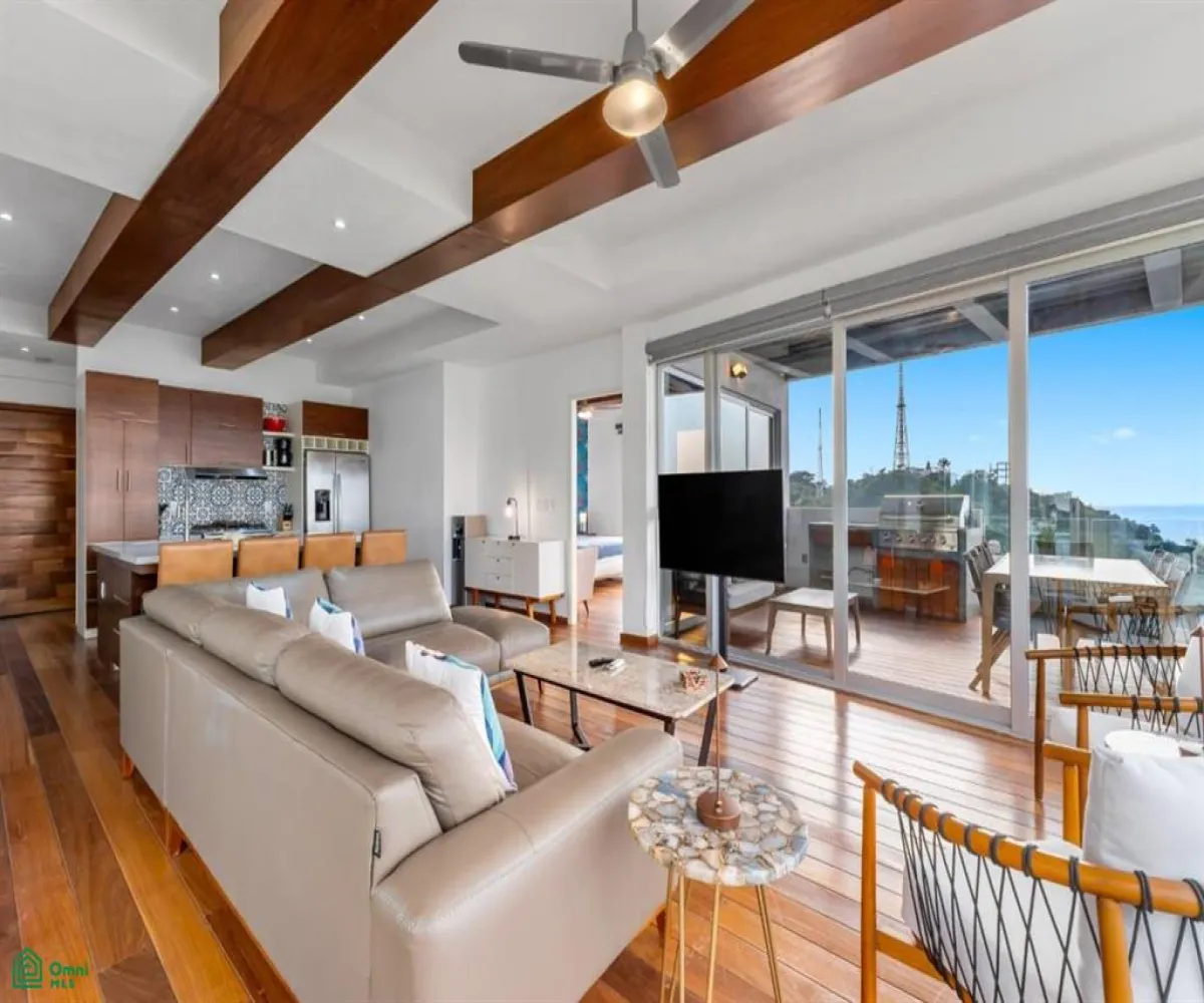 Departamento En Venta,El Cerro,Calle Allende 605 Unit 9, Puerto Vallarta, Jalisco 48304, 3 Habitaciones,3 Baños,Calle Allende,MX251056930