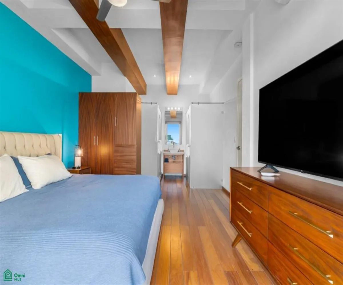 Departamento En Venta,El Cerro,Calle Allende 605 Unit 9, Puerto Vallarta, Jalisco 48304, 3 Habitaciones,3 Baños,Calle Allende,MX251056930