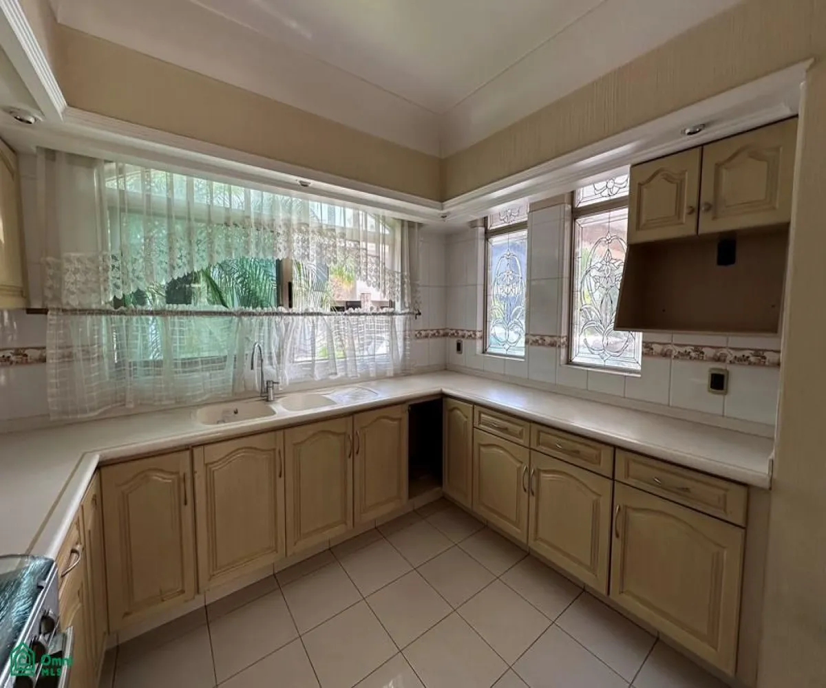 Casa En Venta,Virreyes Residencial,Condominio 7 8B, Zapopan, Jalisco 45110, 4 Habitaciones,4 Baños,Condominio 7,2,MX251057310