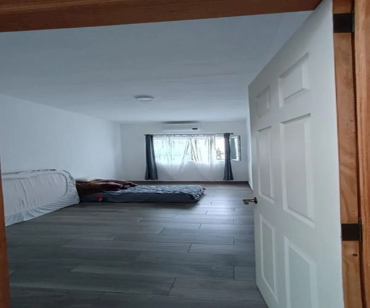 Casa En Venta,5 de Mayo,Calle José Alcala 899, Guadalajara, Jalisco 44970, 3 Habitaciones,1 Baño,Calle José Alcala,2,pCGpz3R