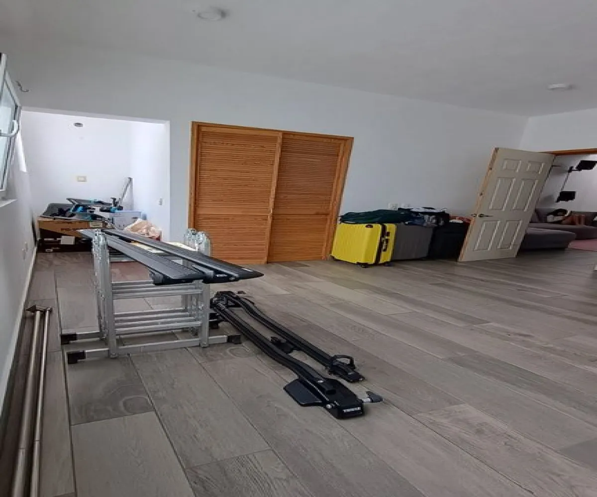 Casa En Venta,5 de Mayo,Calle José Alcala 899, Guadalajara, Jalisco 44970, 3 Habitaciones,1 Baño,Calle José Alcala,2,pCGpz3R