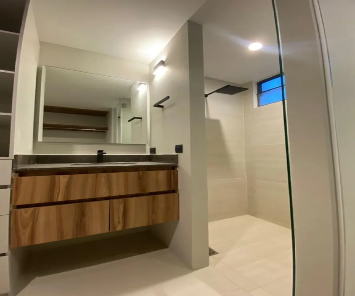 Departamento En Venta,Arcos Vallarta,Calle Severo Díaz 303, Guadalajara, Jalisco 44130, 1 Cuarto,1 Baño,Calle Severo Díaz,1,pKQVKo0