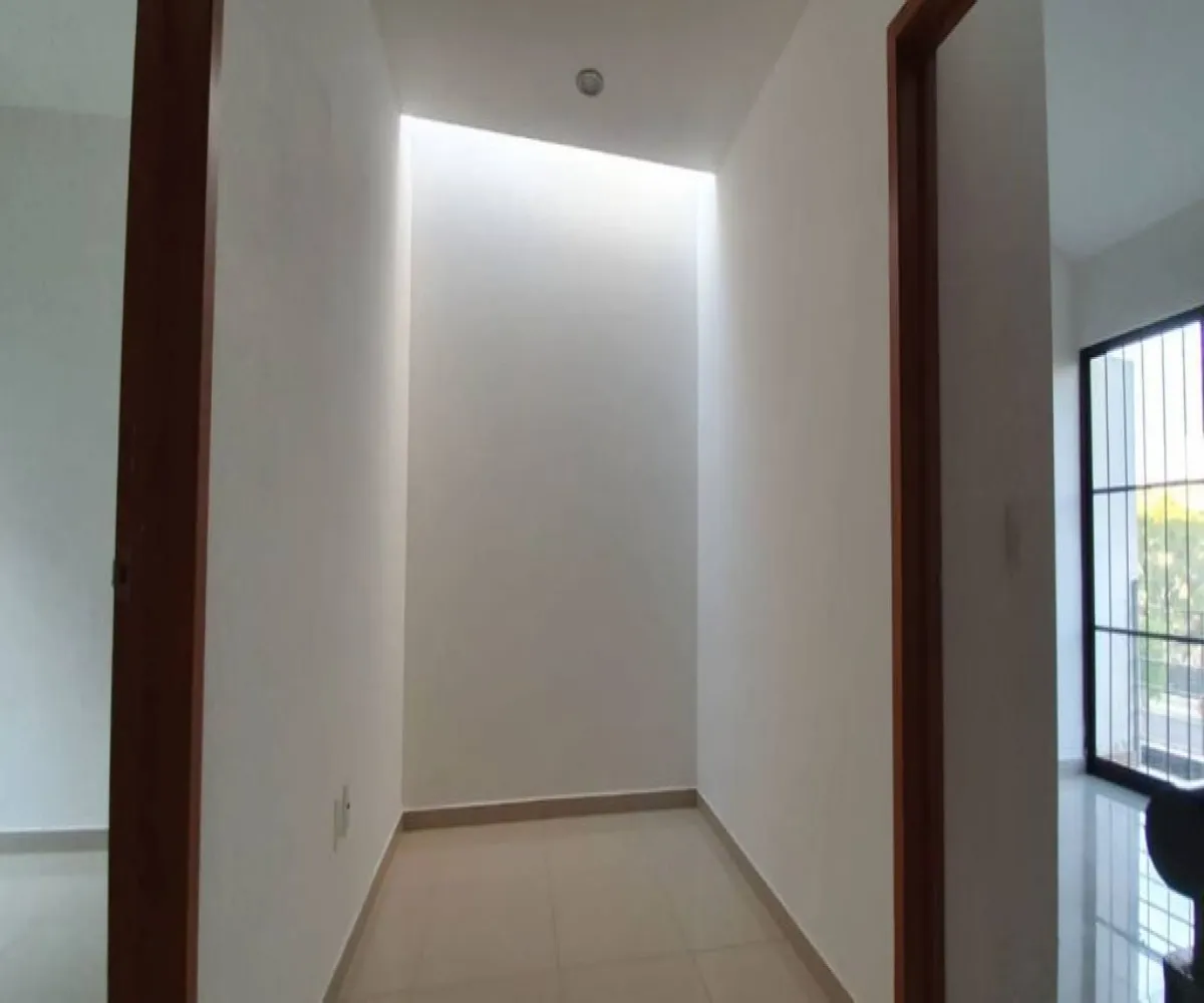 Casa En Venta,Villa de los Belenes,Enrique Díaz de León 21, Zapopan, Jalisco 45157, 2 Habitaciones,3 Baños,Enrique Díaz de León,2,pzQkQRW