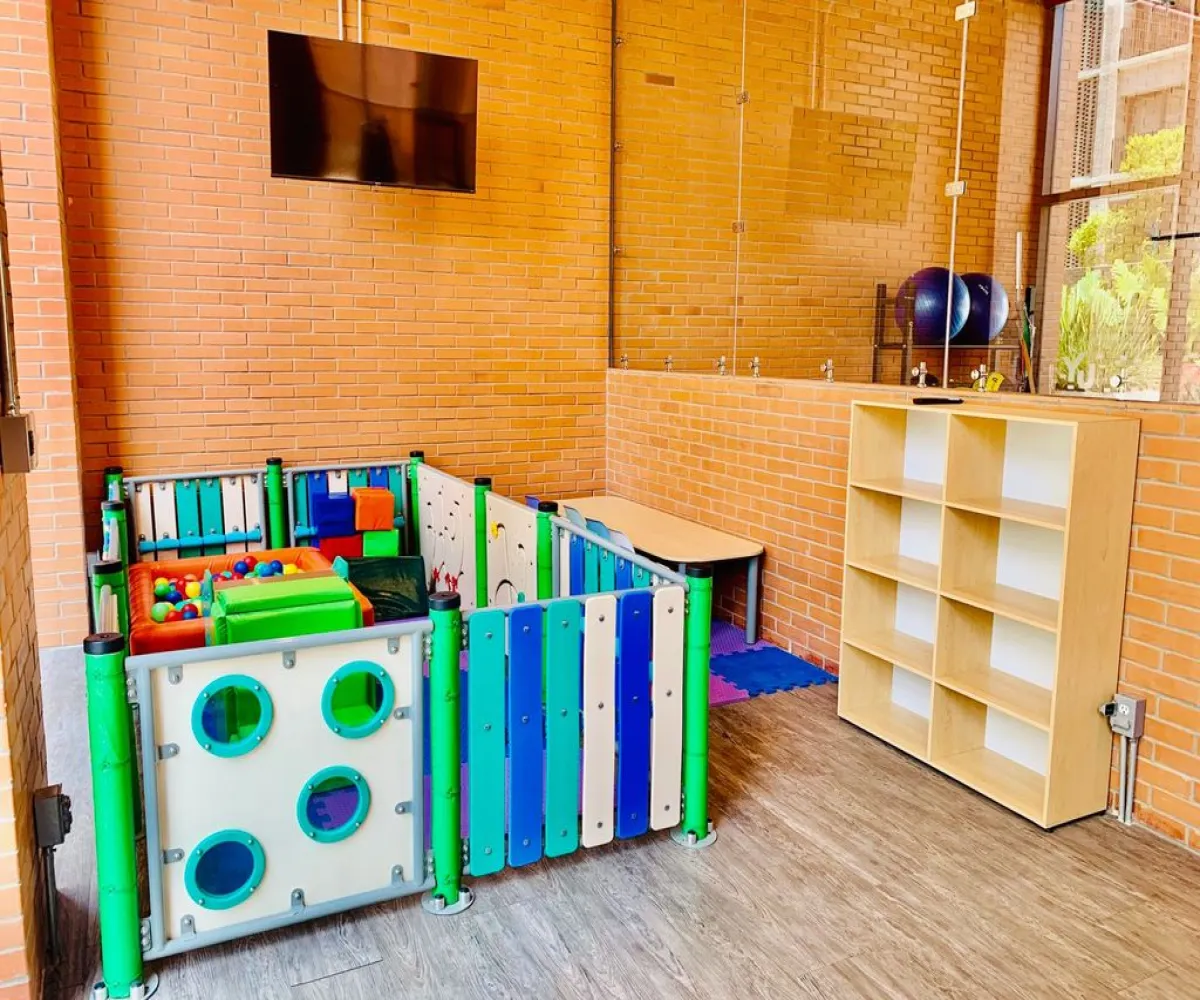 Departamento En Renta,Chapultepec Country,Avenida Plan de San Luis 1504, Guadalajara, Jalisco 44620, 2 Habitaciones,2 Baños,Avenida Plan de San Luis,1,puiPziV