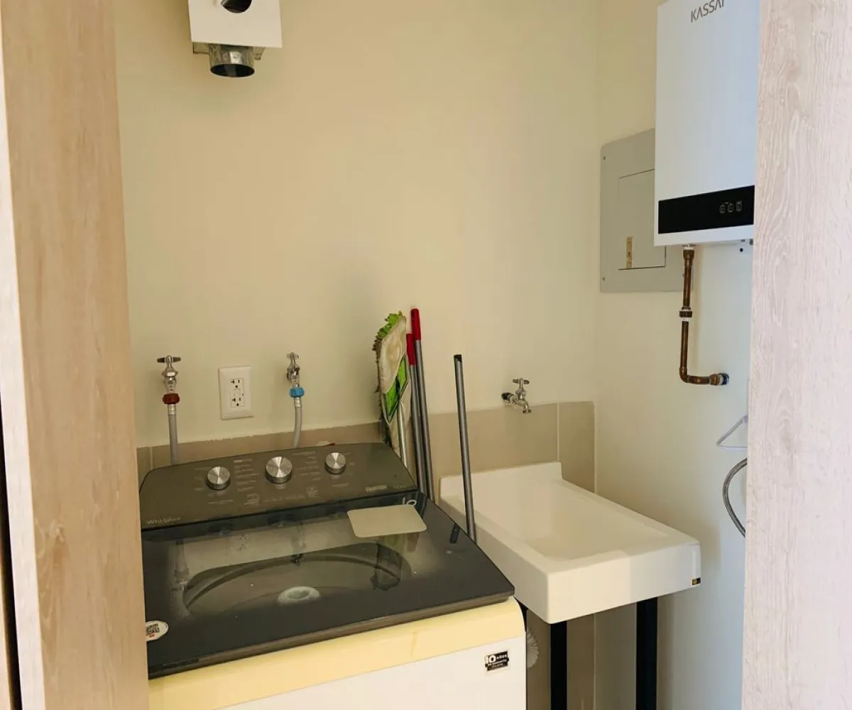 Departamento En Renta,Chapultepec Country,Avenida Plan de San Luis 1504, Guadalajara, Jalisco 44620, 2 Habitaciones,2 Baños,Avenida Plan de San Luis,1,puiPziV