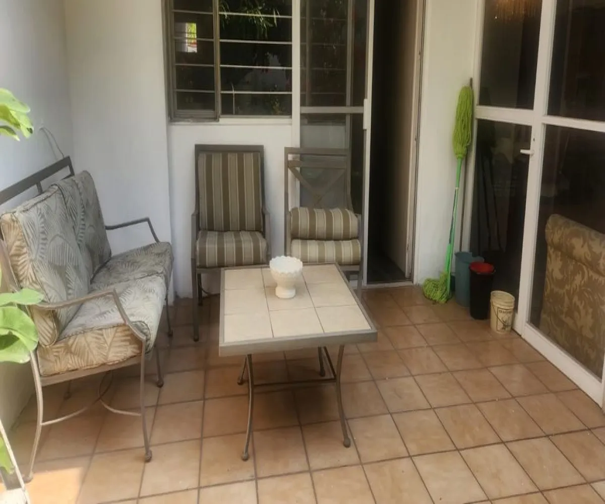 Casa En Venta,Ladron De Guevara,Martin Casillas 313, Guadalajara, Jalisco 44600, 5 Habitaciones,3 Baños,Martin Casillas,1,pg0wbN0