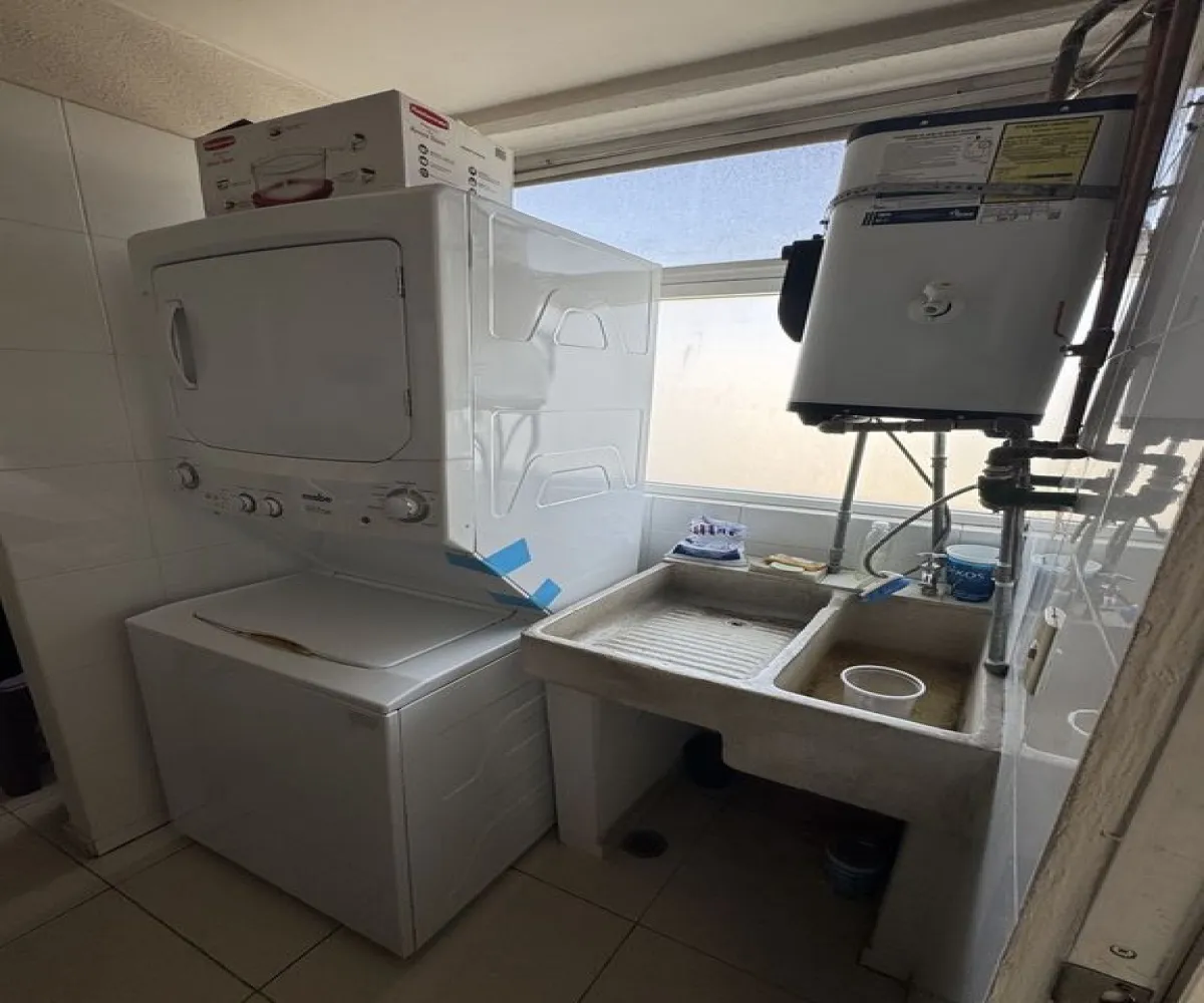 Departamento En Renta,Ladron De Guevara,Calle Pablo Villaseñor 122 B202, Guadalajara, Jalisco 44130, 2 Habitaciones,2 Baños,Calle Pablo Villaseñor,2,pqdS89O