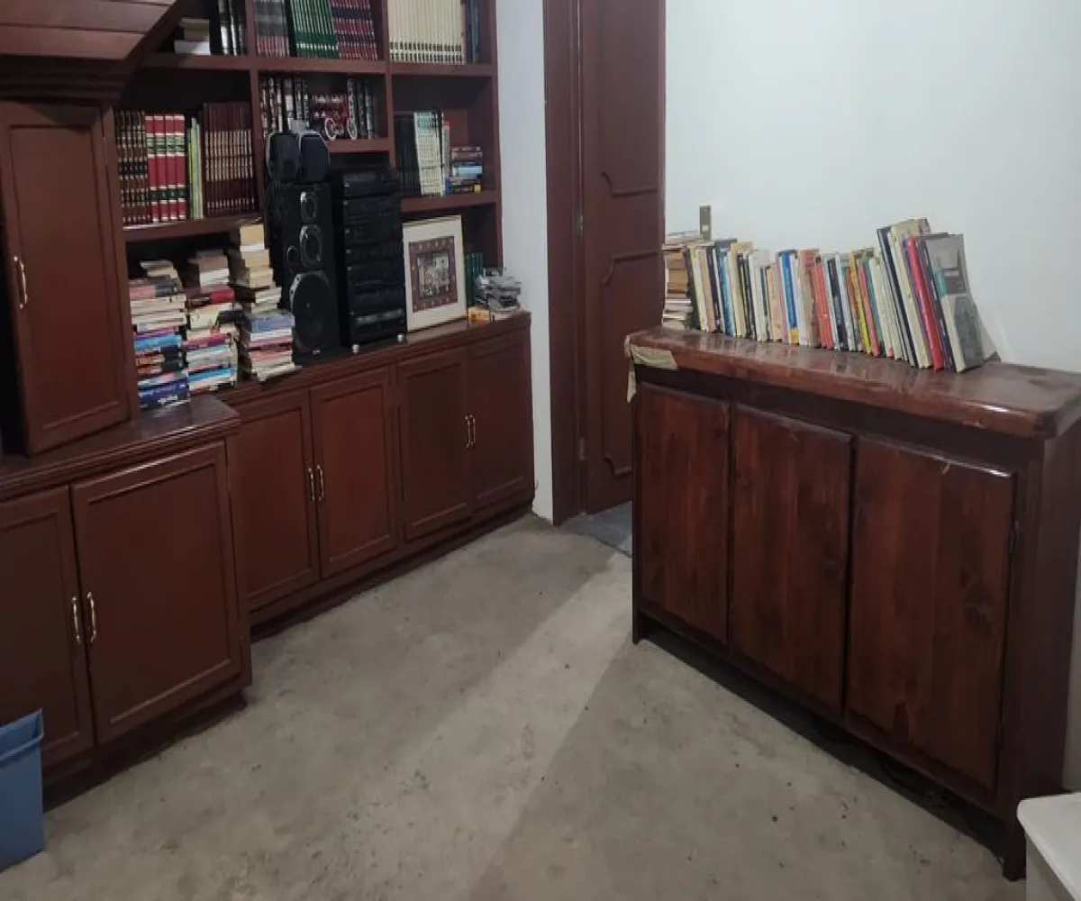 Casa En Venta,Jardines del Sol,Avenida Moctezuma 4618, Zapopan, Jalisco 45050, 4 Habitaciones,6 Baños,Avenida Moctezuma,1,pcoTPYu