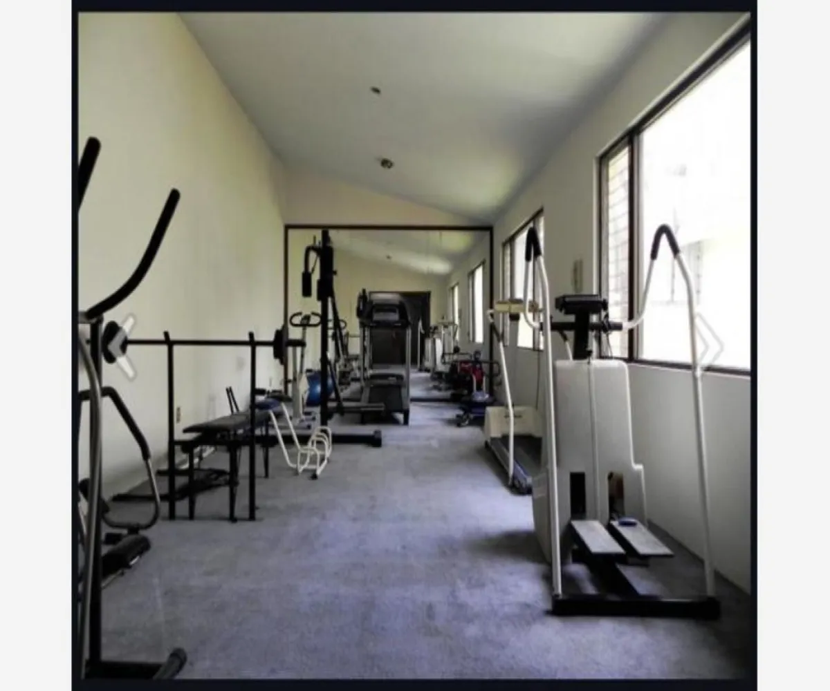 Casa En Venta,Jardines del Sol,Avenida Moctezuma 4618, Zapopan, Jalisco 45050, 4 Habitaciones,6 Baños,Avenida Moctezuma,1,pcoTPYu