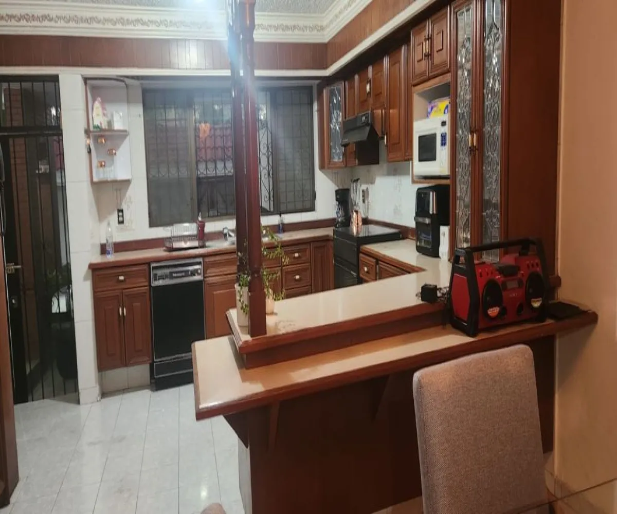 Casa En Venta,Jardines del Sol,Avenida Moctezuma 4618, Zapopan, Jalisco 45050, 4 Habitaciones,6 Baños,Avenida Moctezuma,1,pcoTPYu