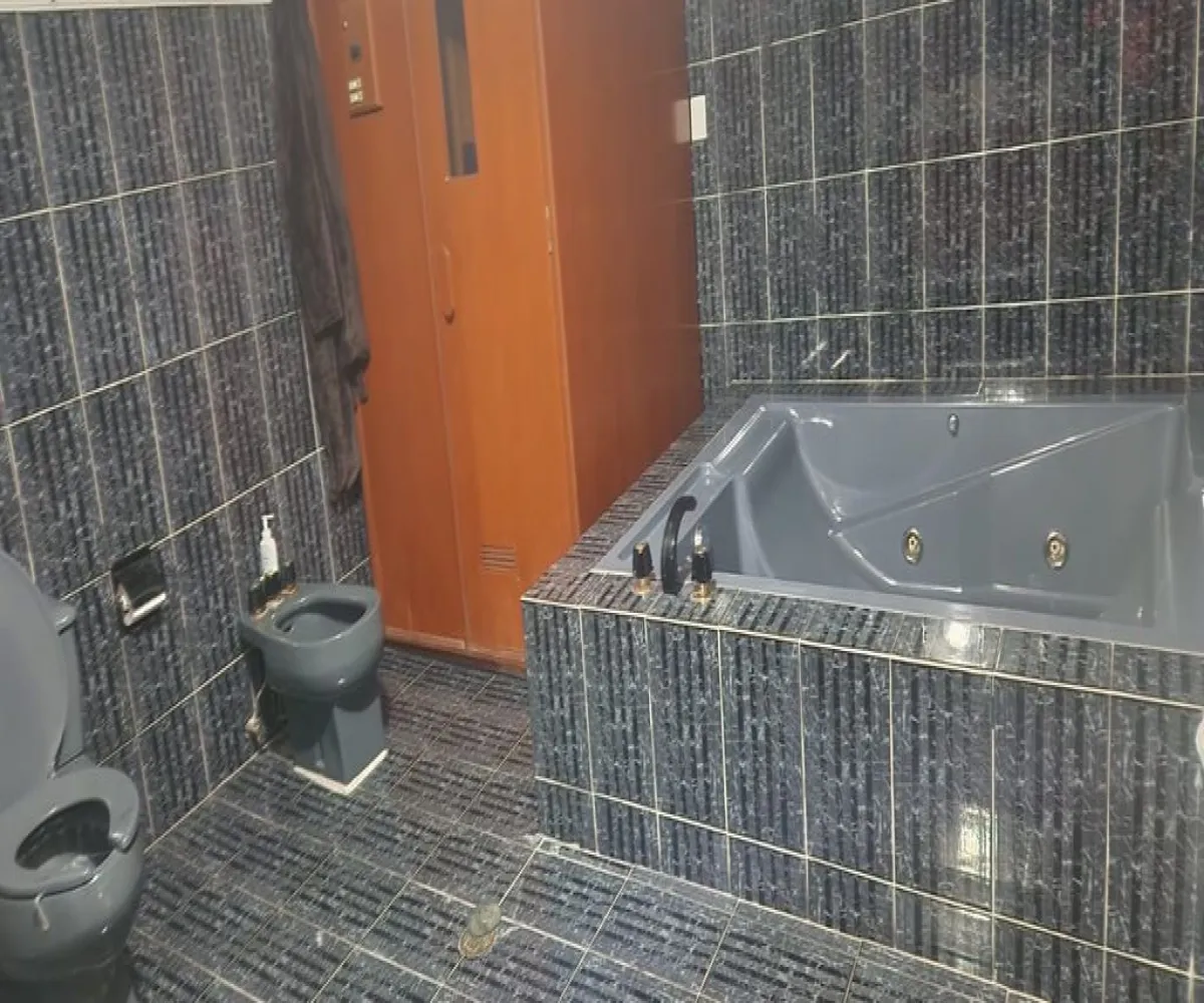 Casa En Venta,Jardines del Sol,Avenida Moctezuma 4618, Zapopan, Jalisco 45050, 4 Habitaciones,6 Baños,Avenida Moctezuma,1,pcoTPYu