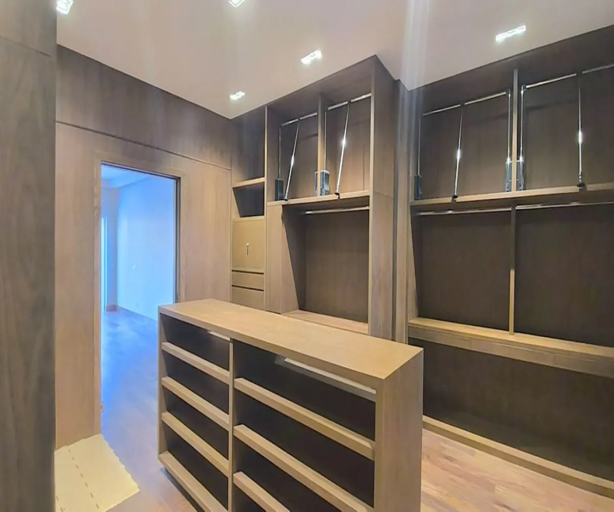 Casa En Venta,Valle Real,Florencia 17, Zapopan, Jalisco 45019, 4 Habitaciones,5 Baños,Florencia,2,p8T9hJp