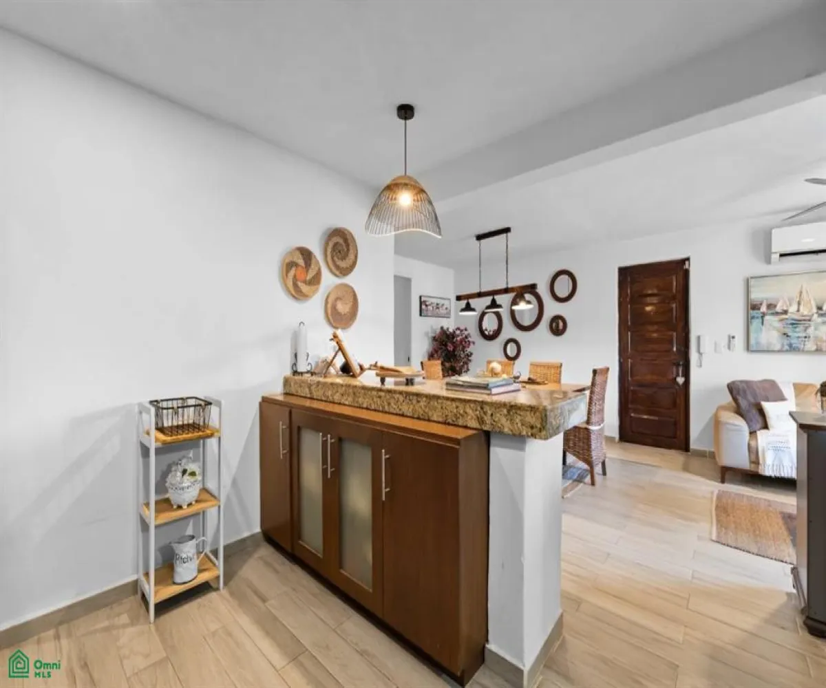 Departamento En Venta,Aramara,Avenida Prisciliano Sanchez 145 7D, Puerto Vallarta, Jalisco 48314, 2 Habitaciones,1 Baño,Avenida Prisciliano Sanchez,MX251057999