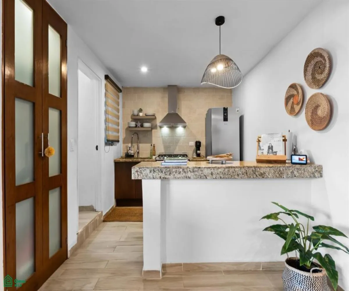 Departamento En Venta,Aramara,Avenida Prisciliano Sanchez 145 7D, Puerto Vallarta, Jalisco 48314, 2 Habitaciones,1 Baño,Avenida Prisciliano Sanchez,MX251057999