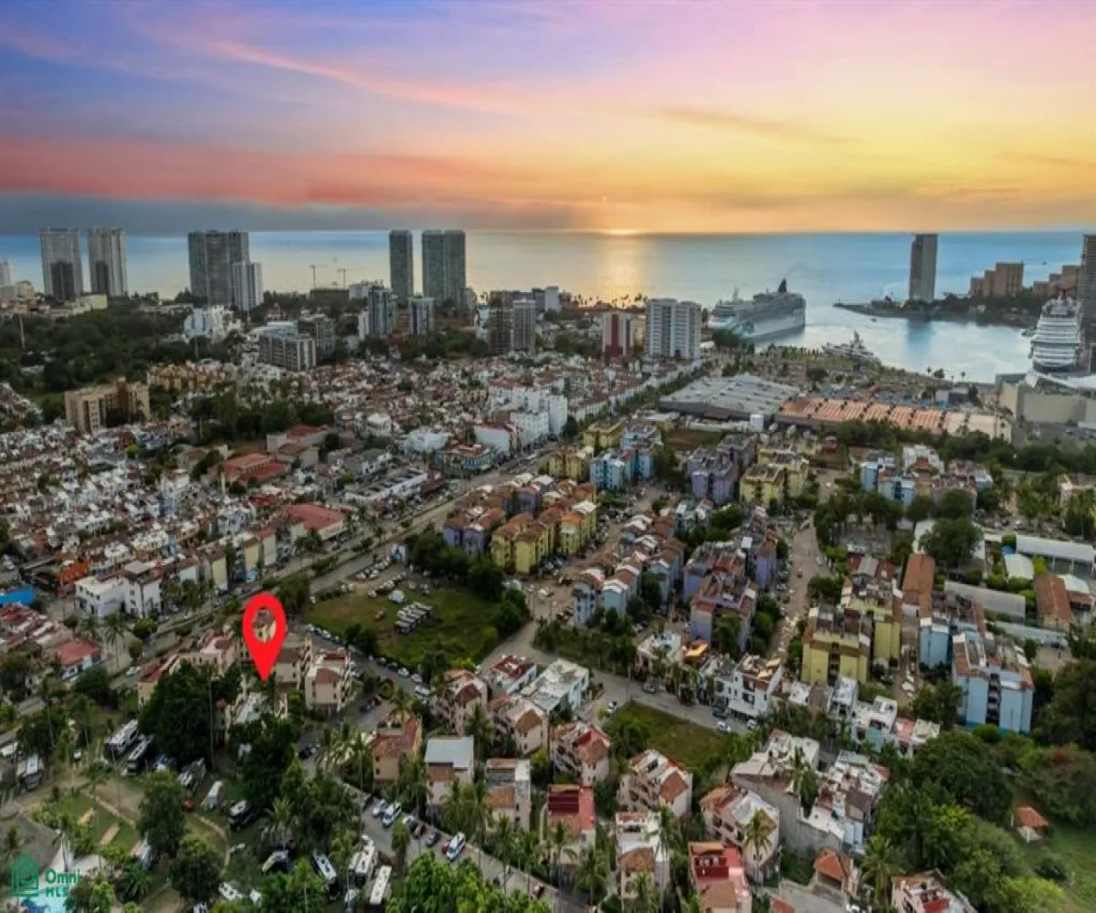 Departamento En Venta,Aramara,Avenida Prisciliano Sanchez 145 7D, Puerto Vallarta, Jalisco 48314, 2 Habitaciones,1 Baño,Avenida Prisciliano Sanchez,MX251057999