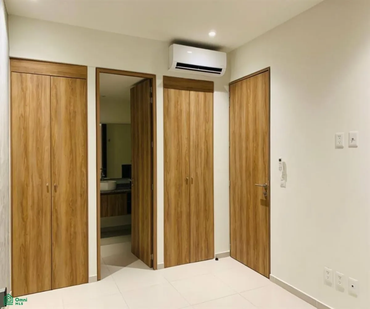 Departamento En Renta,Chapultepec Country,Av. Plan de San Luis 5850-1504, Guadalajara, Jalisco 44620, 2 Habitaciones,2 Baños,Av. Plan de San Luis,MX251058025