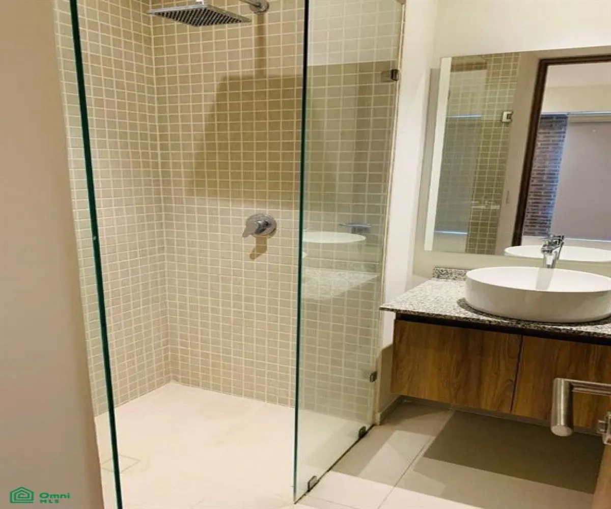 Departamento En Renta,Chapultepec Country,Av. Plan de San Luis 5850-1504, Guadalajara, Jalisco 44620, 2 Habitaciones,2 Baños,Av. Plan de San Luis,MX251058025