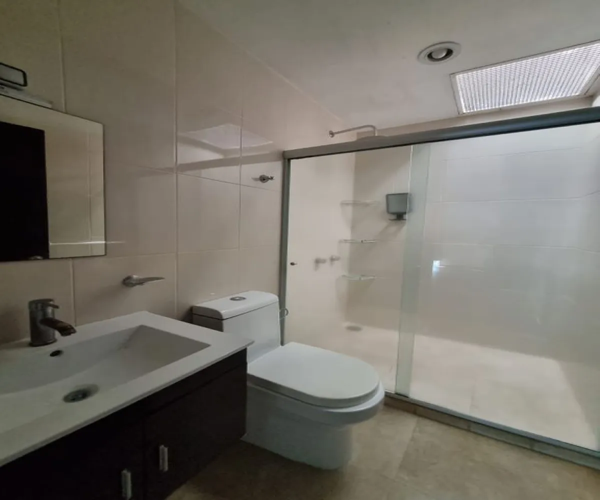 Casa En Renta,Ciudad Bugambilias,Paseo de Las Gacelas S/N, Zapopan, Jalisco 45237, 4 Habitaciones,3 Baños,Paseo de Las Gacelas,1,pkIxO4d