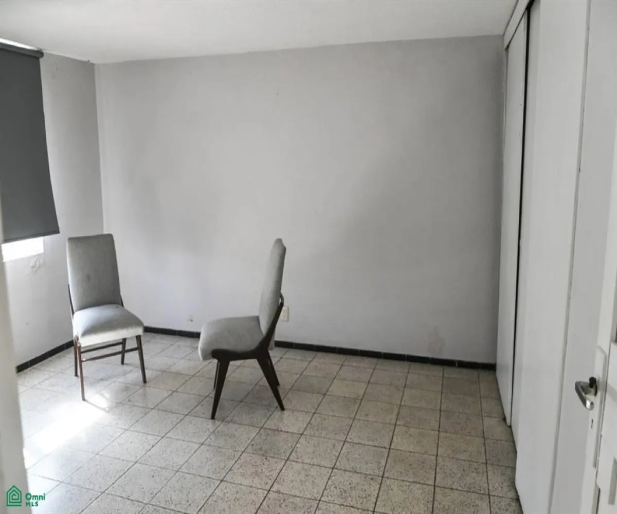 Casa En Venta,Jardines de San José,CREPUSCULO 2692, Guadalajara, Jalisco 44520, 5 Habitaciones,2 Baños,CREPUSCULO,2,MX251058408