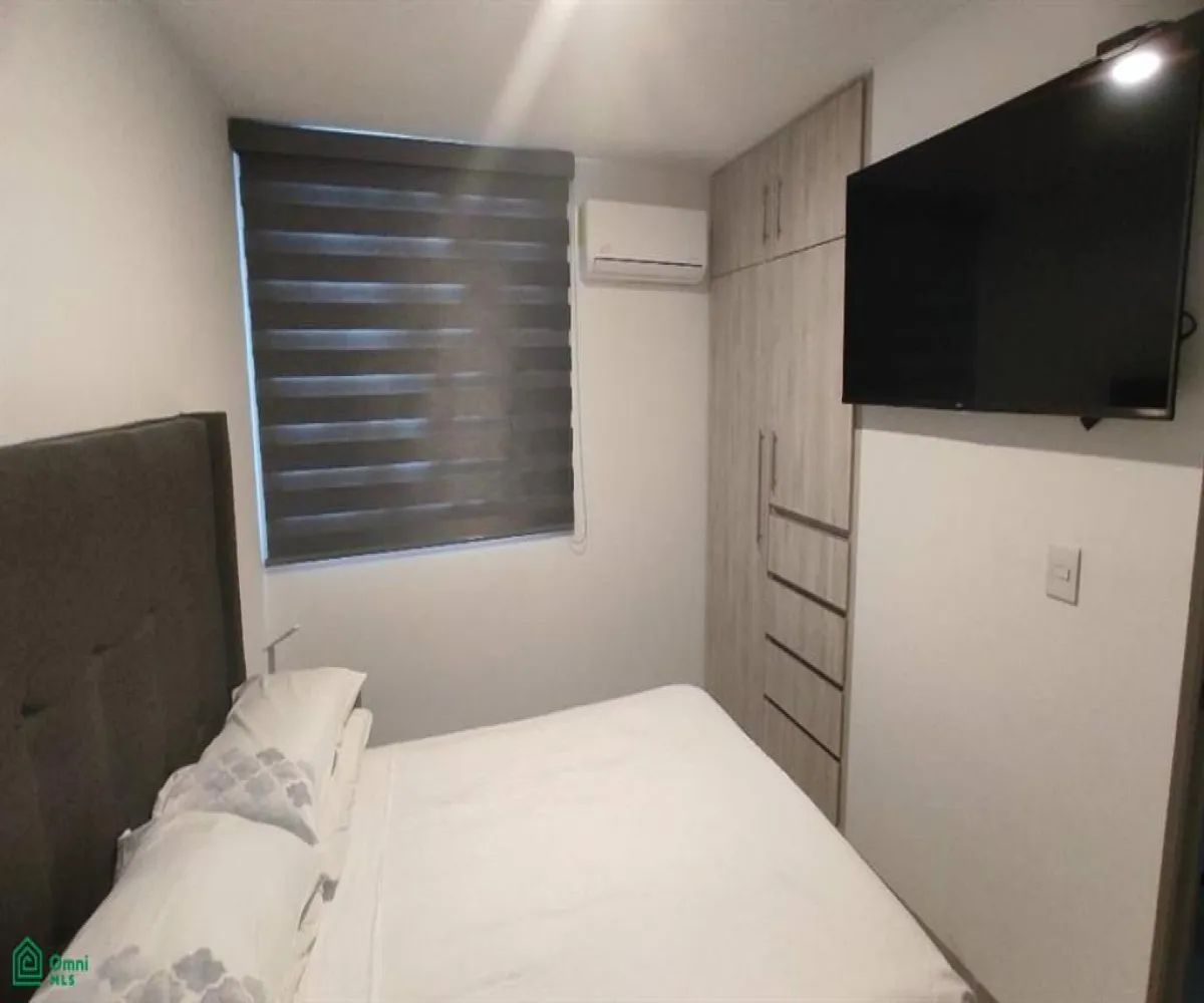 Casa En Venta,Santa Cruz del Valle,cto paseo solar 2238, Tlajomulco de Zuniga, Jalisco 45655, 3 Habitaciones,2 Baños,cto paseo solar,2,MX251058417