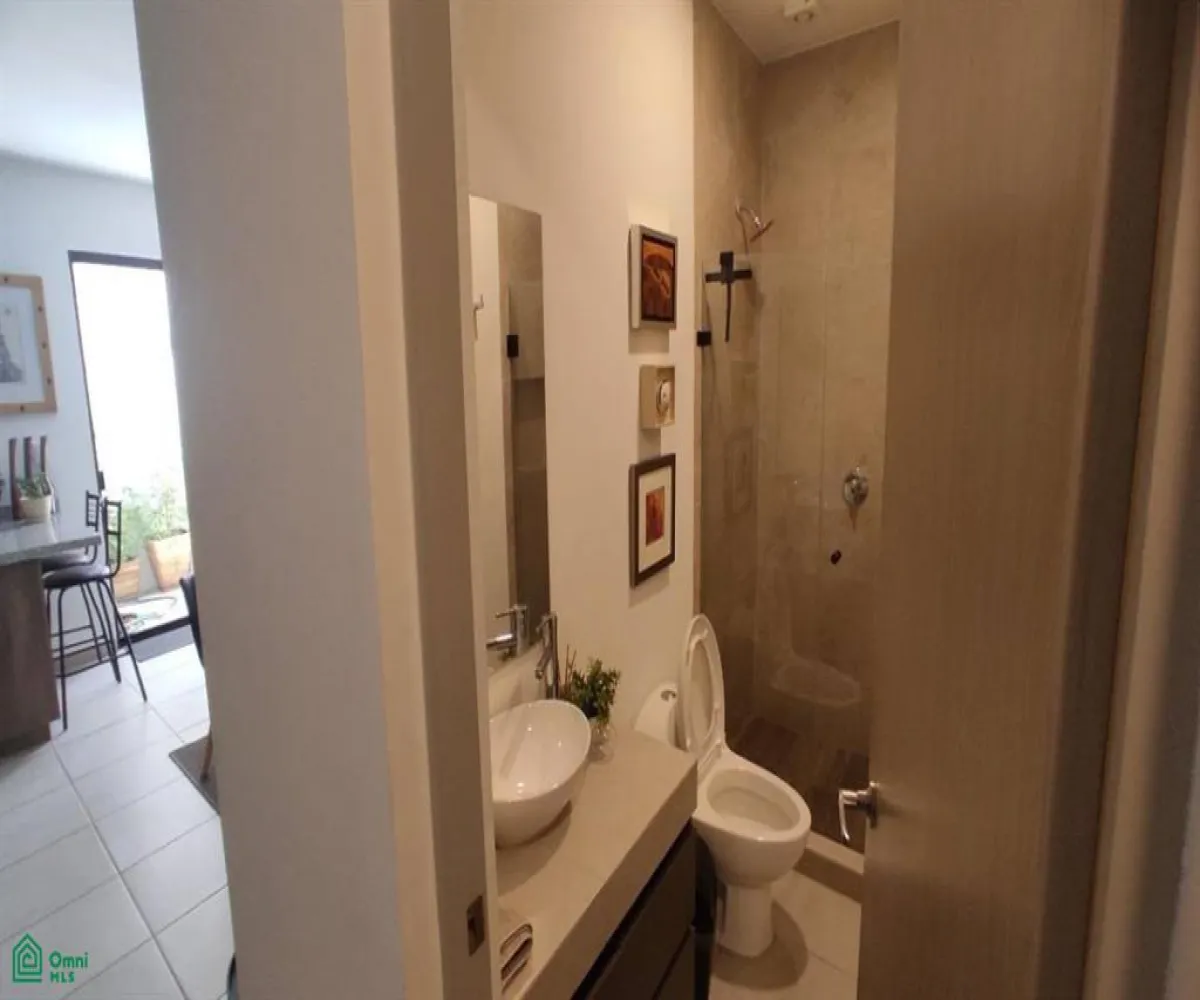 Casa En Venta,Santa Cruz del Valle,cto paseo solar 2238, Tlajomulco de Zuniga, Jalisco 45655, 3 Habitaciones,2 Baños,cto paseo solar,2,MX251058417