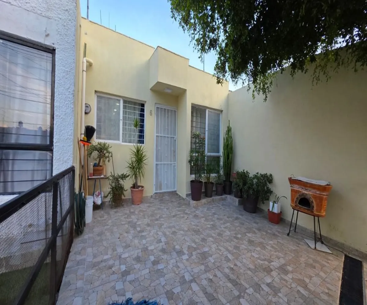 Casa En Venta,Parques de Santa María,Avenida Bahía de Todos Los Santos 2782, San Pedro Tlaquepaque, Jalisco 45609, 2 Habitaciones,1 Baño,Avenida Bahía de Todos Los Santos,1,pVQ33Ha