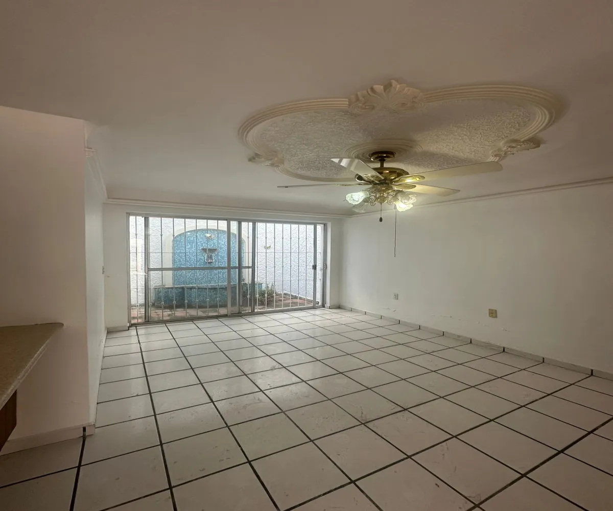 Casa En Venta,Real Vallarta,Rembrandt 118 3, Zapopan, Jalisco 45020, 3 Habitaciones,2 Baños,Rembrandt,2,723287