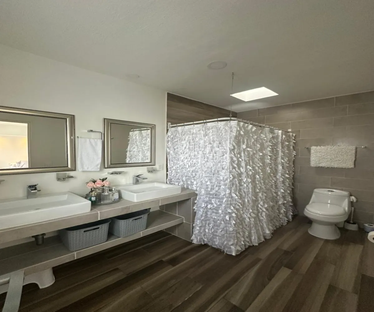 Casa En Venta,Adamar,Av. ADAMAR 548 71, Tlajomulco de Zúñiga, Jalisco 45646, 3 Habitaciones,3 Baños,Coto ALAMEDA,Av. ADAMAR,3,723288