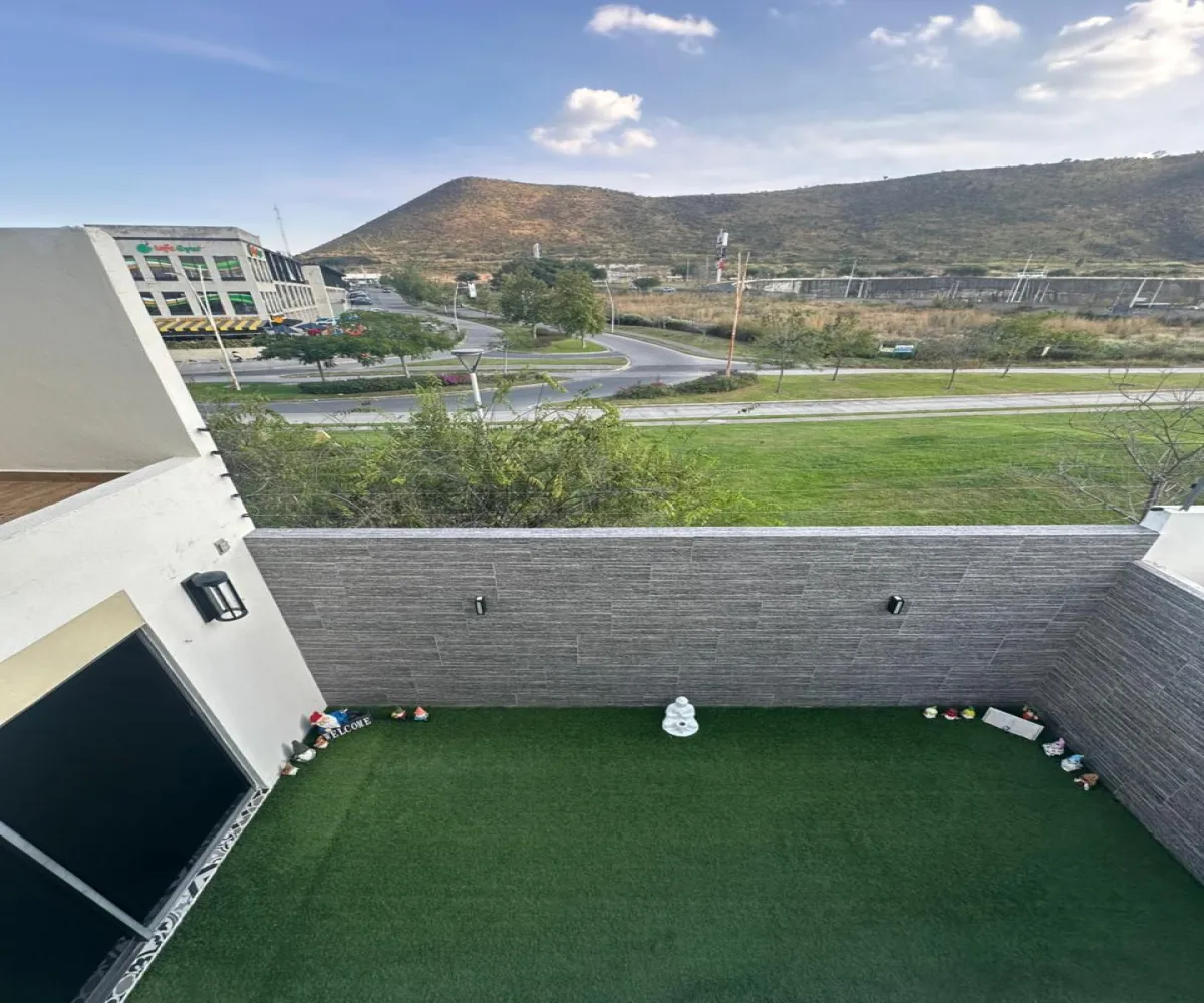 Casa En Venta,Adamar,Av. ADAMAR 548 71, Tlajomulco de Zúñiga, Jalisco 45646, 3 Habitaciones,3 Baños,Coto ALAMEDA,Av. ADAMAR,3,723288