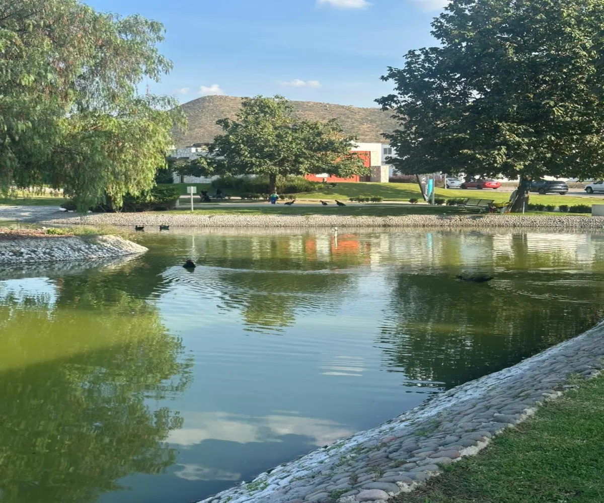 Casa En Venta,Adamar,Av. ADAMAR 548 71, Tlajomulco de Zúñiga, Jalisco 45646, 3 Habitaciones,3 Baños,Coto ALAMEDA,Av. ADAMAR,3,723288