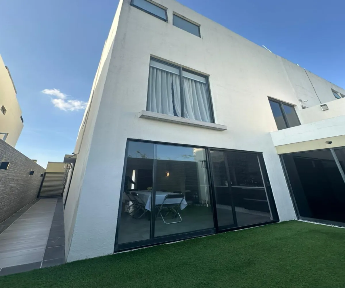 Casa En Venta,Adamar,Av. ADAMAR 548 71, Tlajomulco de Zúñiga, Jalisco 45646, 3 Habitaciones,3 Baños,Coto ALAMEDA,Av. ADAMAR,3,723288