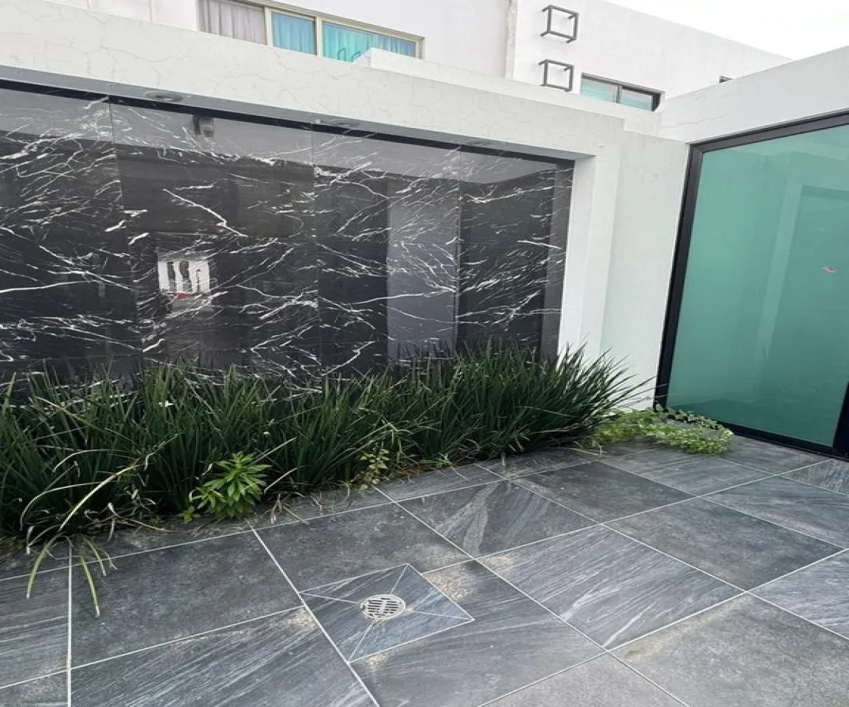 Casa En Venta,La Cima,Avenida de la Mancha 293, Zapopan, Jalisco 45134, 4 Habitaciones,5 Baños,Avenida de la Mancha,1,psvTsuM