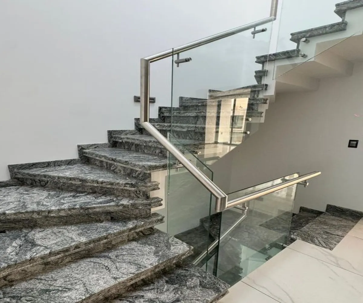 Casa En Venta,La Cima,Avenida de la Mancha 293, Zapopan, Jalisco 45134, 4 Habitaciones,5 Baños,Avenida de la Mancha,1,psvTsuM