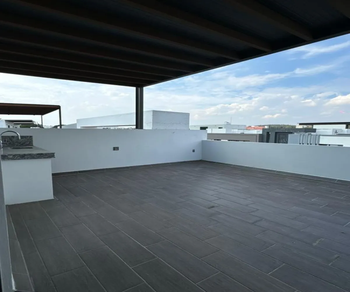 Casa En Venta,La Cima,Avenida de la Mancha 293, Zapopan, Jalisco 45134, 4 Habitaciones,5 Baños,Avenida de la Mancha,1,psvTsuM