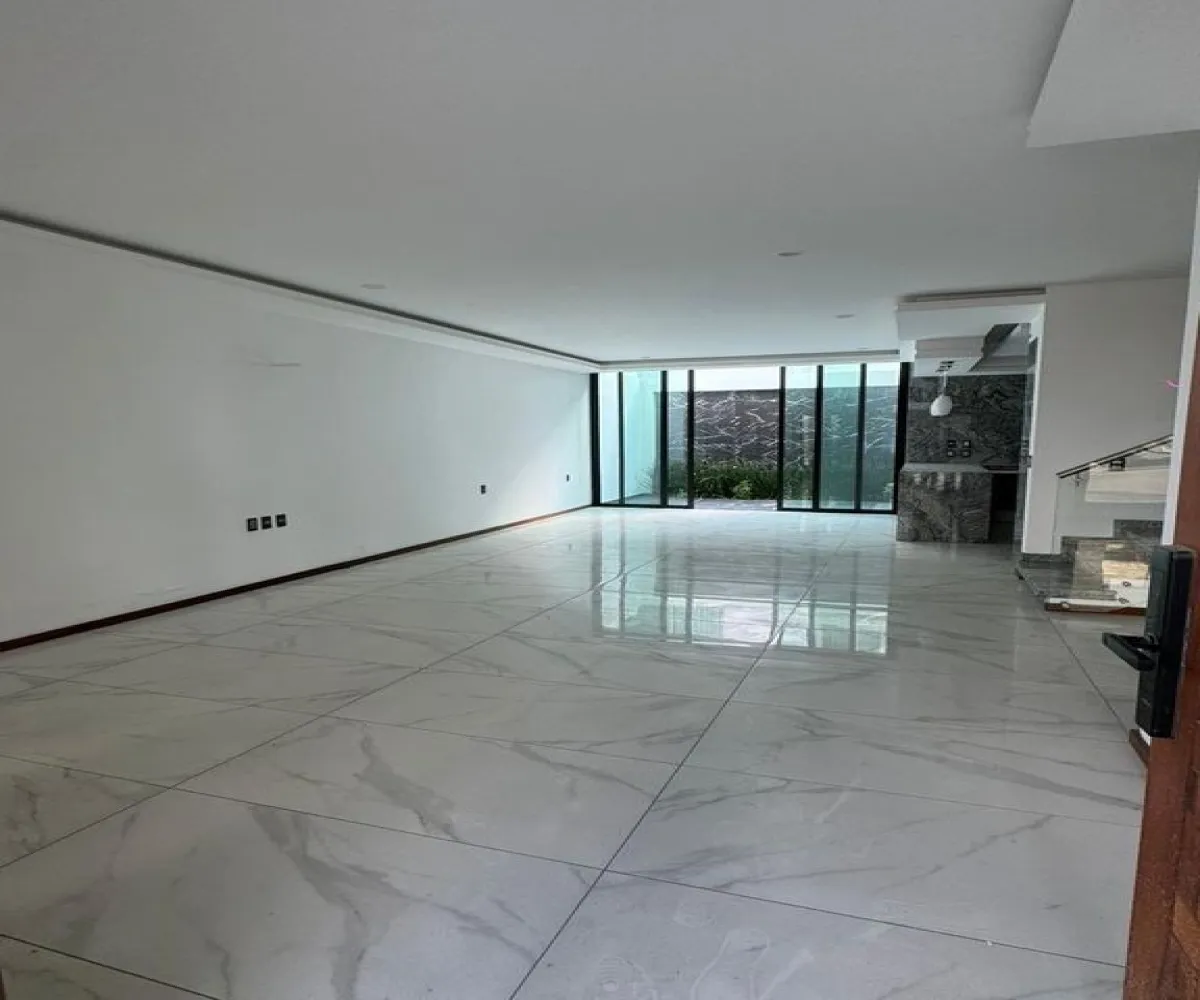 Casa En Venta,La Cima,Avenida de la Mancha 293, Zapopan, Jalisco 45134, 4 Habitaciones,5 Baños,Avenida de la Mancha,1,psvTsuM