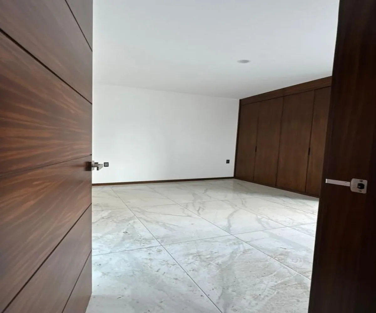 Casa En Venta,La Cima,Avenida de la Mancha 293, Zapopan, Jalisco 45134, 4 Habitaciones,5 Baños,Avenida de la Mancha,1,psvTsuM